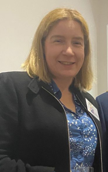 Lynn Elliot, Chair